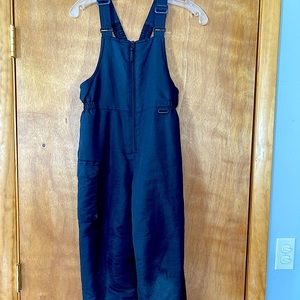 Black Cherokee girls snow pants. Medium (7/8) worn no holes.